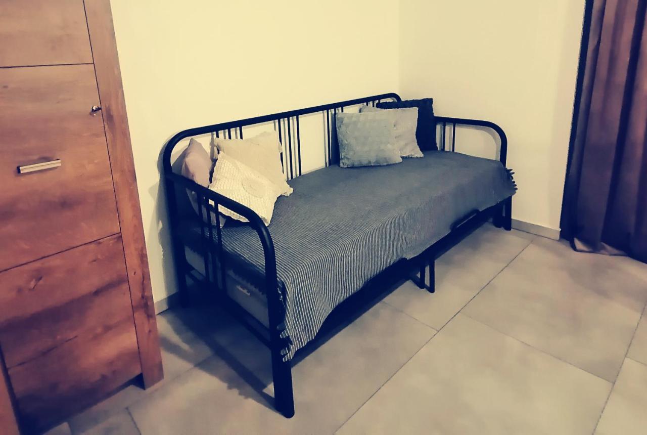 Appartement Apartament Jelen à Złotów Extérieur photo